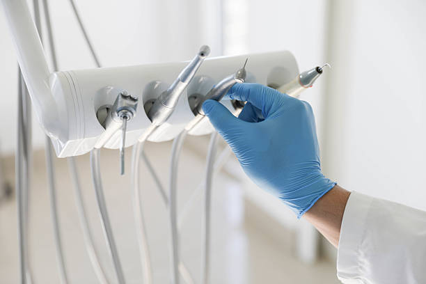 Professional Tooth Extraction technician working in Montgomery, IN